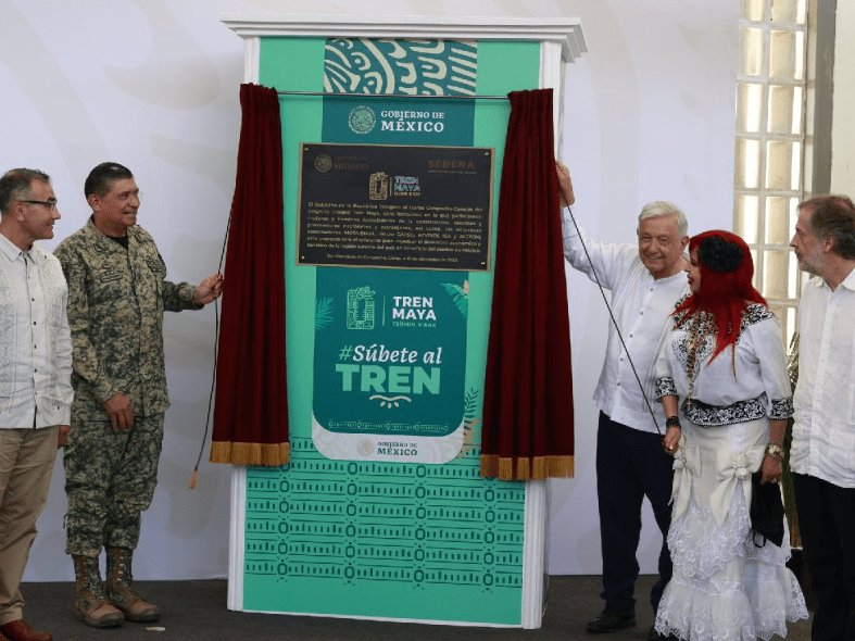 AMLO inaugura primer tramo de Tren Maya
