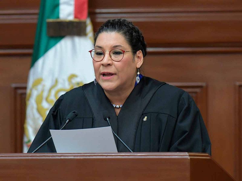 La Ministra de la SCJN, Lenia Batres, solicita reducción de sueldo
