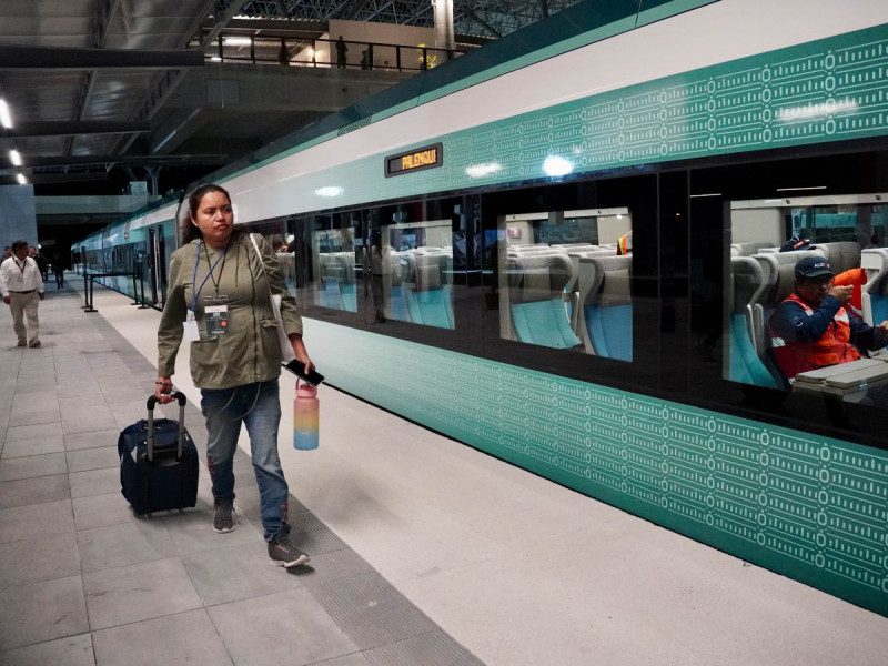 SICT recibe cinco propuestas para trenes de pasajeros
