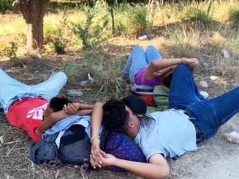 Caravana migrante estancada en Oaxaca durante cuatro días