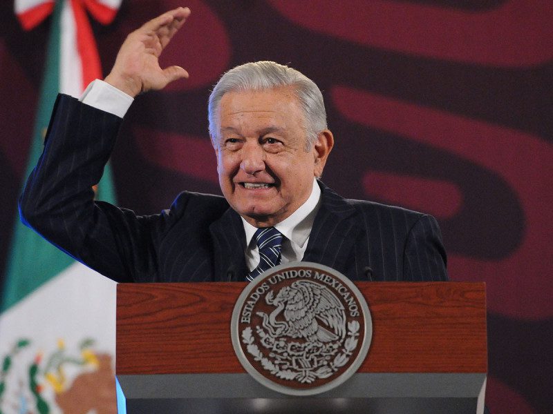 AMLO se reúne con gobernadores para revisar la implementación de IMSS Bienestar e Internet para Todos
