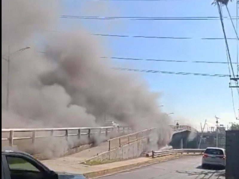 Incendio en Periférico y Gran Canal en CDMX