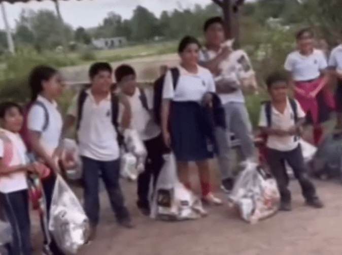 Video viral: Niñas y niños agradecen regalos a “los Chapitos”