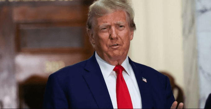 Trump es obligado a pagar 400 mil dólares al New York Times