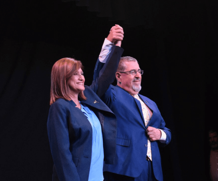 Él es Bernardo Arévalo, el nuevo presidente de Guatemala