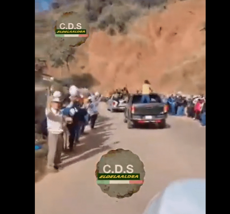 Pobladores de Chiapas reciben a sicarios del Cártel de Sinaloa con globos blancos