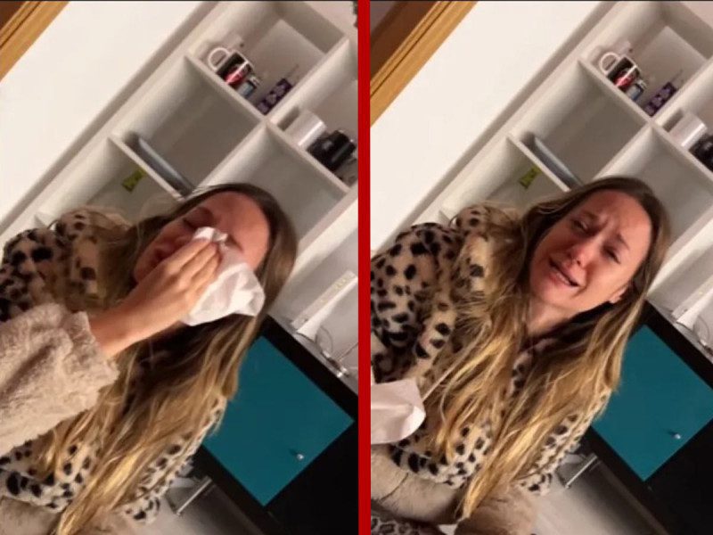 Mujer llora desconsolada por tener 35 años, y acercarse a los 40