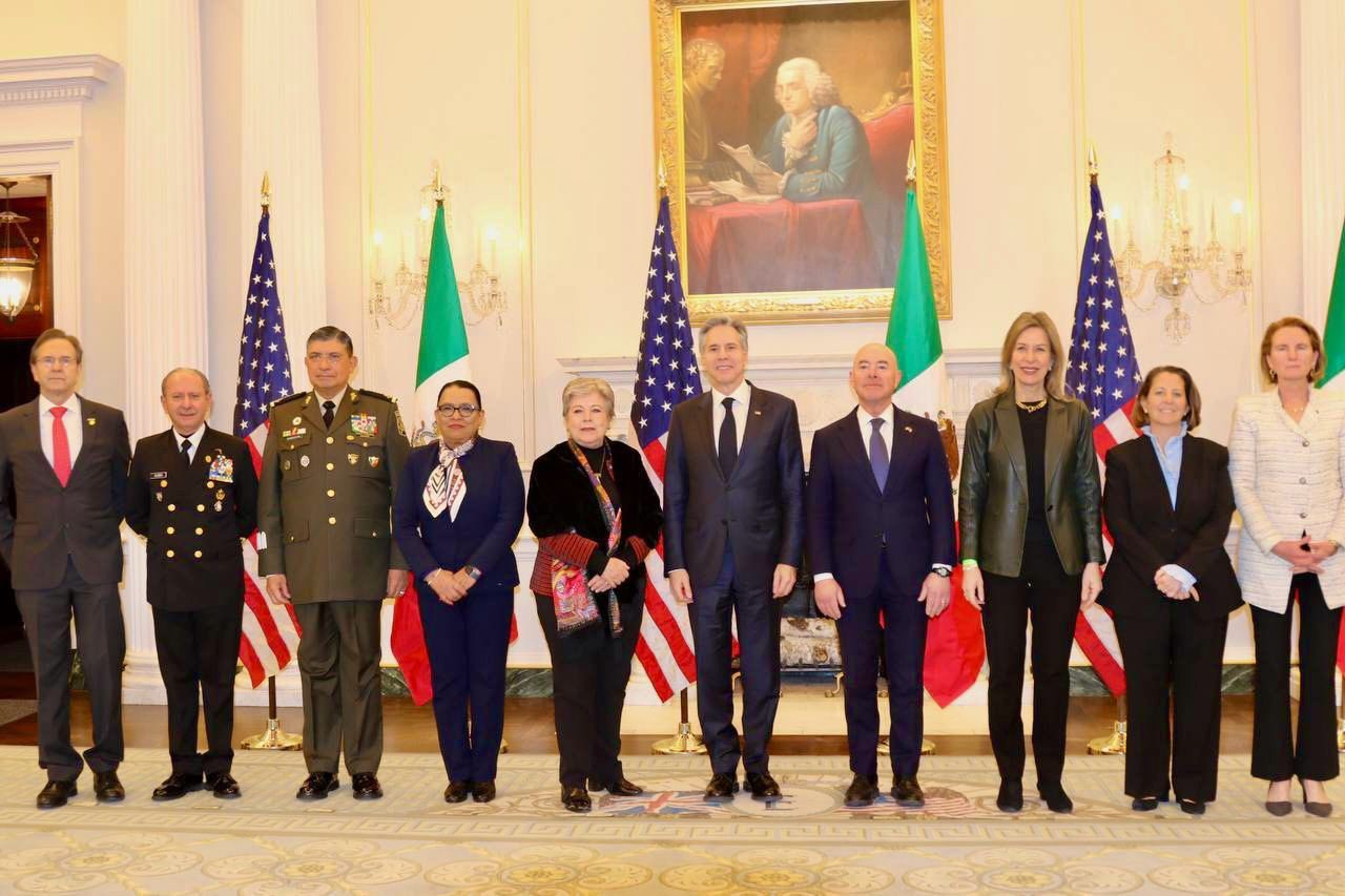 Delegación mexicana acude a reunión en Washington