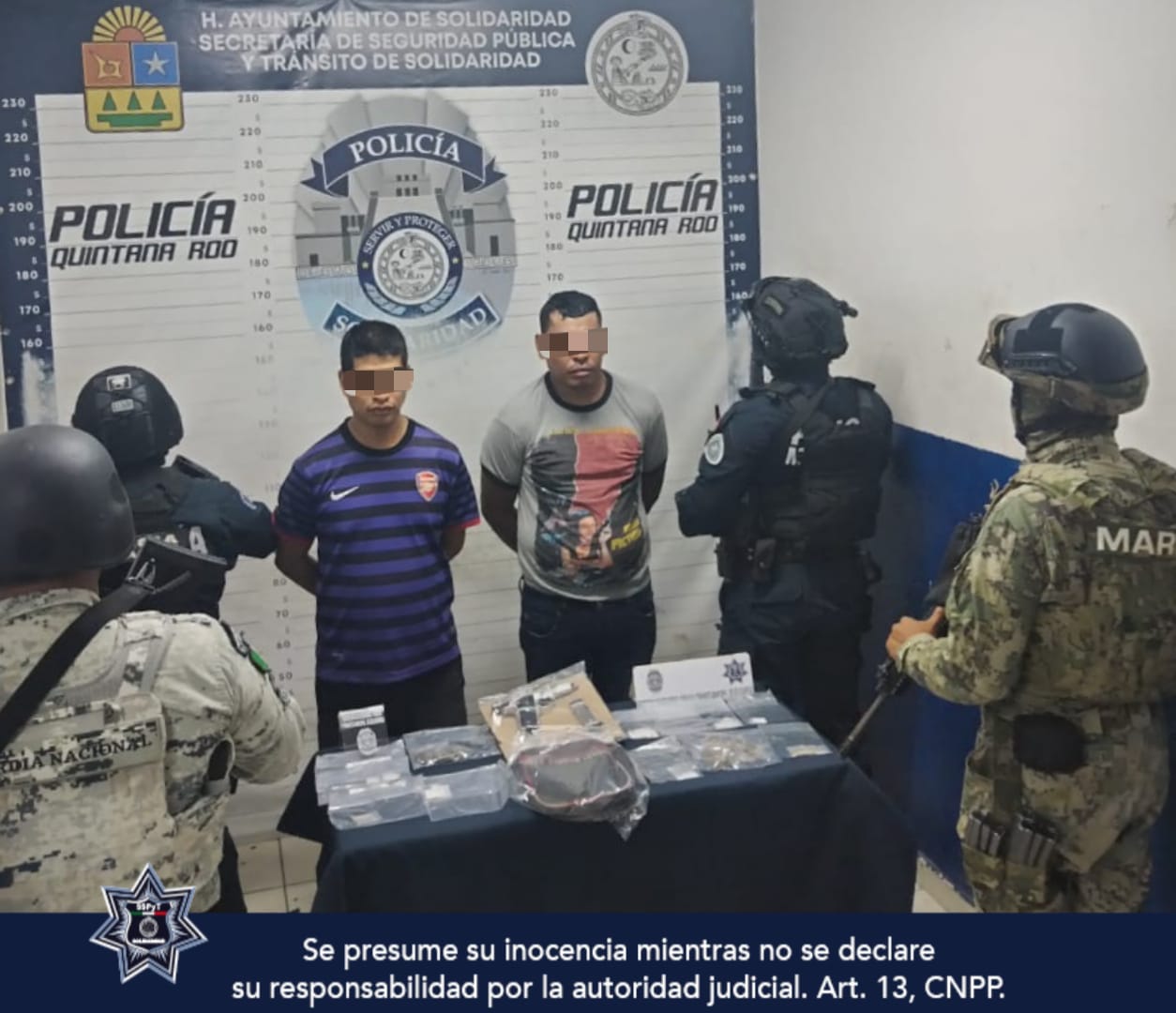 Policías de Solidaridad detienen a personas con narcóticos y un arma