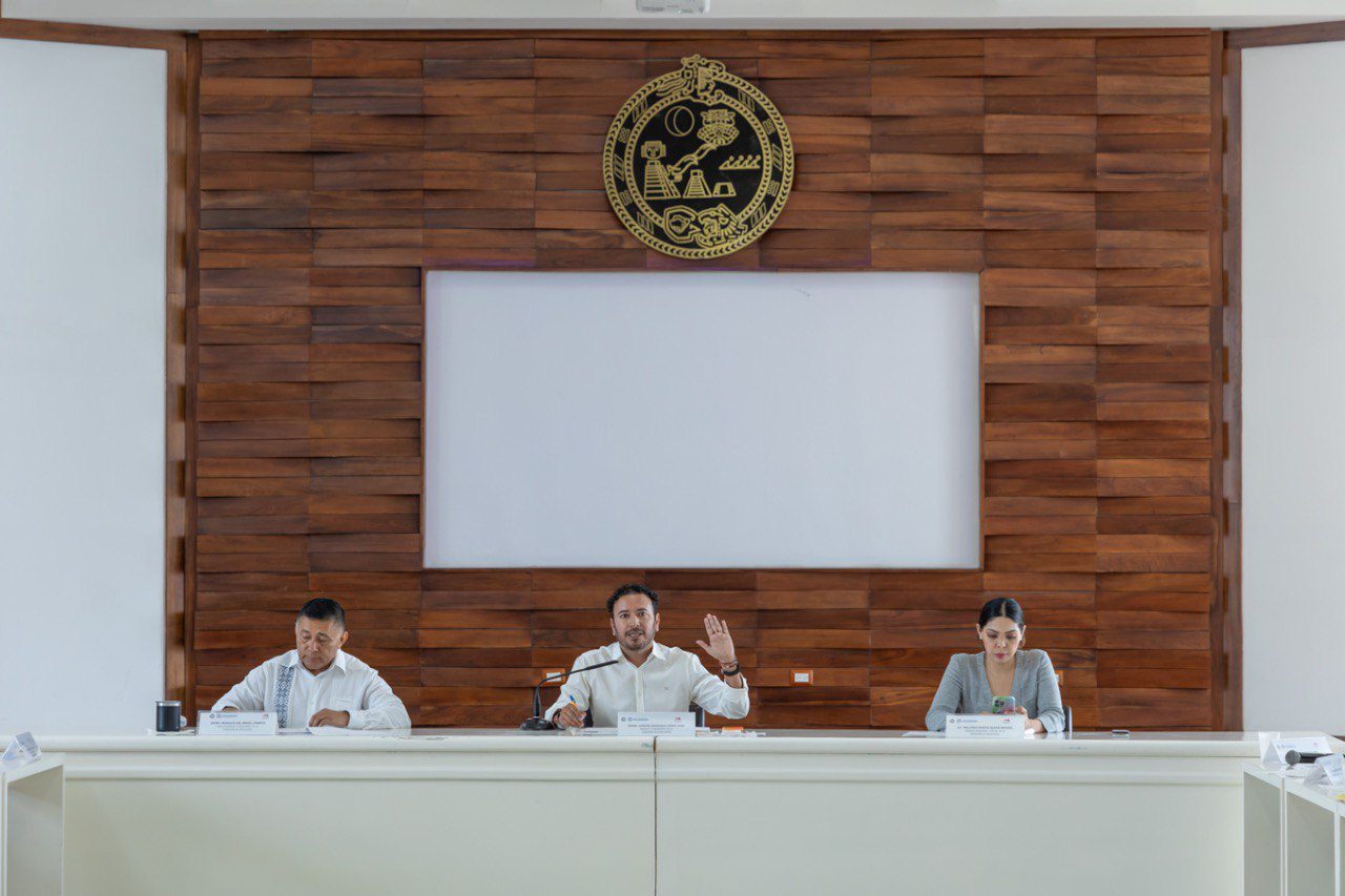 En Solidaridad, evalúan que el municipio compre autobuses para el transporte universitario