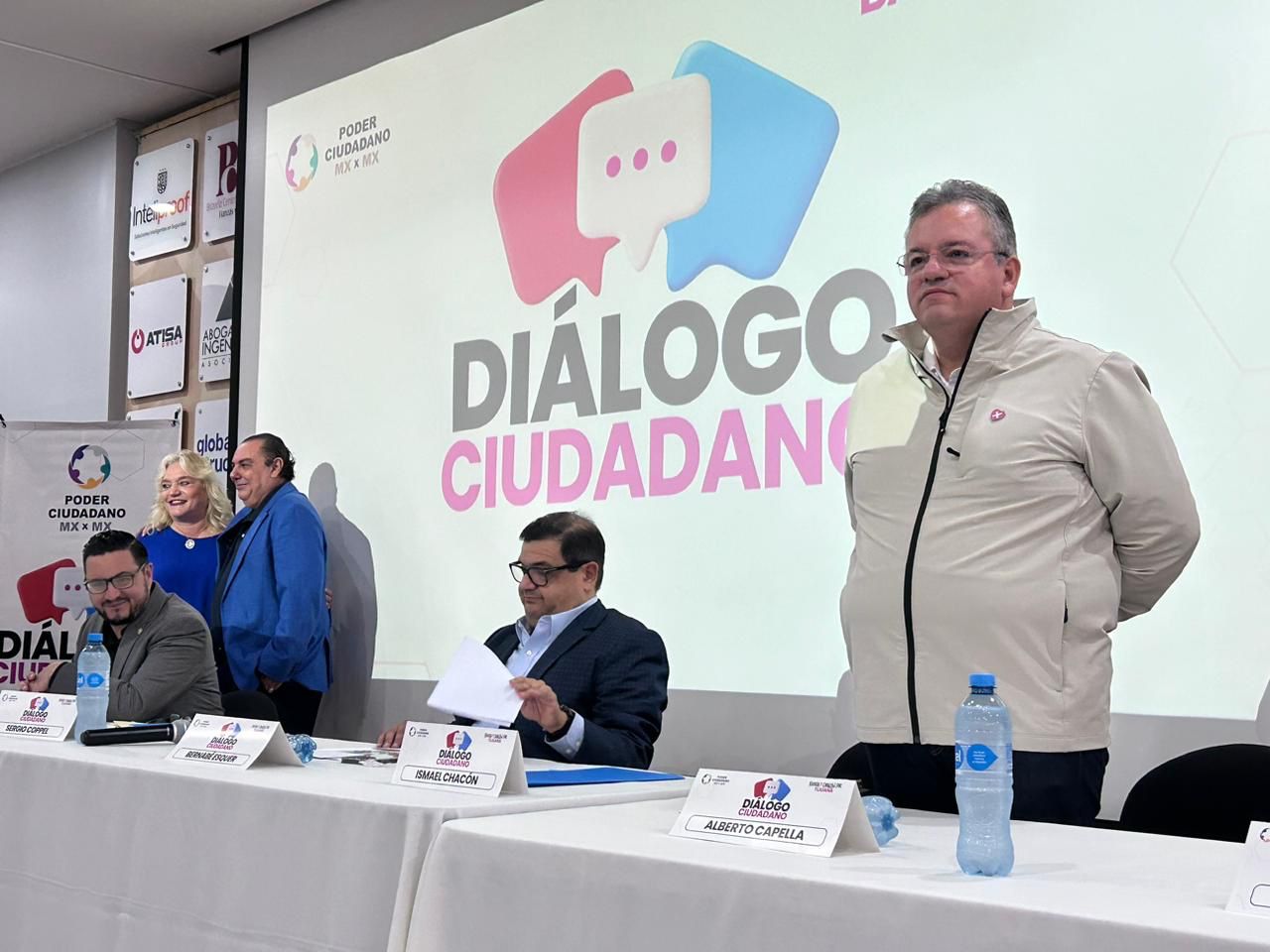 Éxito de Alberto Capella en el Foro de Diálogo Ciudadano