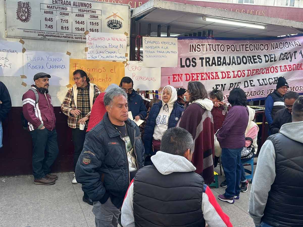 CECyT 10 del IPN cerrado, personal denuncia acoso laboral