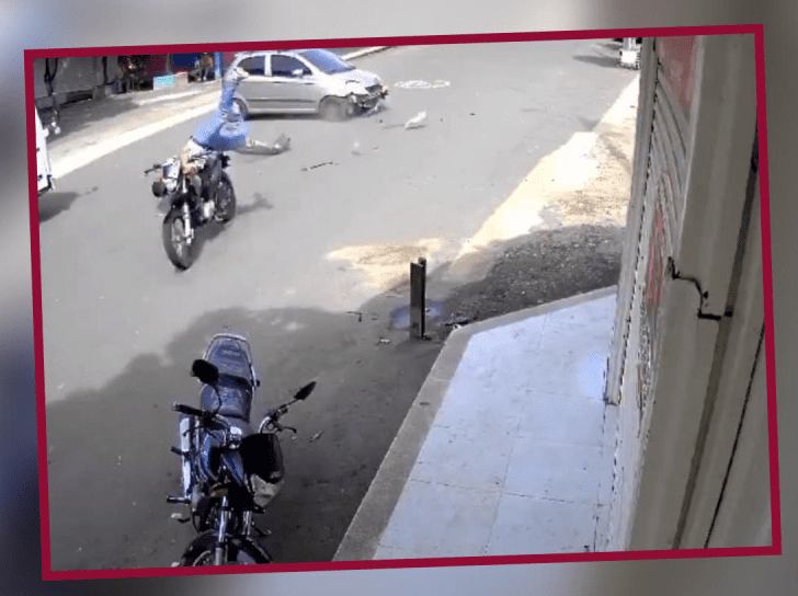 Motociclista pierde pierna tras chocar con auto