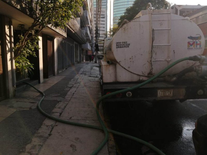 Vecinos de Polanco, se quejan de falta de agua