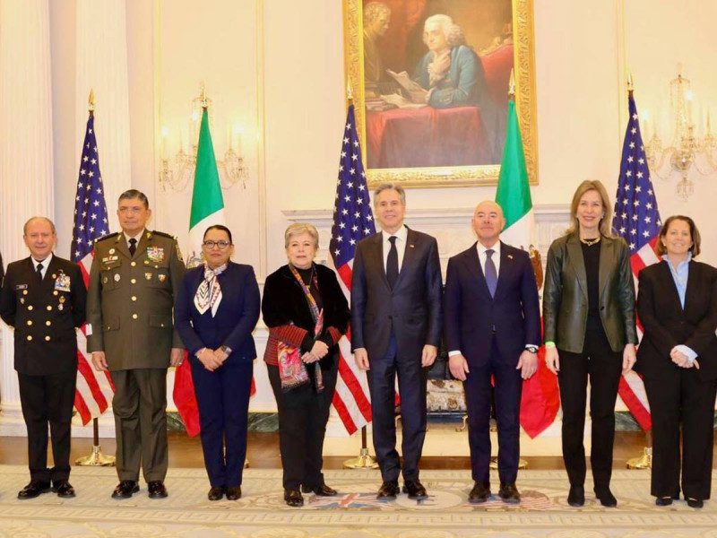 Se logran 10 acuerdos migratorios en reunión con funcionarios de EU