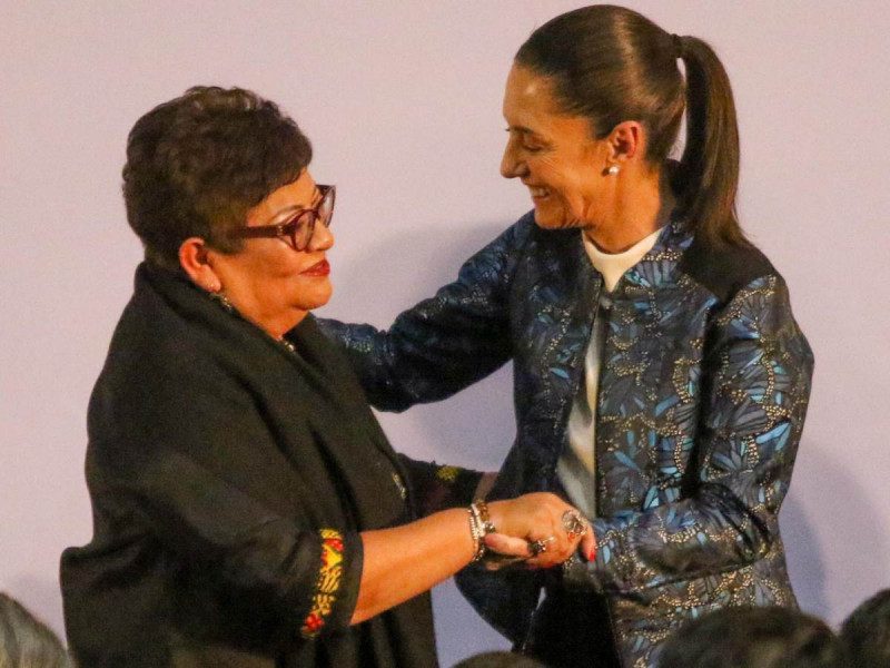 Sheinbaum sugiere a Godoy ser parte de la encuesta para el Senado