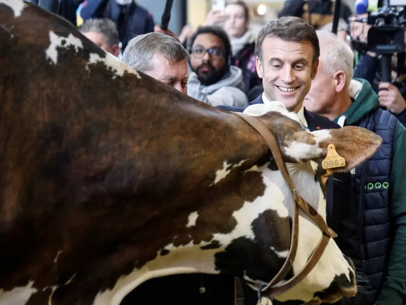 Macron inaugura Salón de Agricultura entre disturbios
