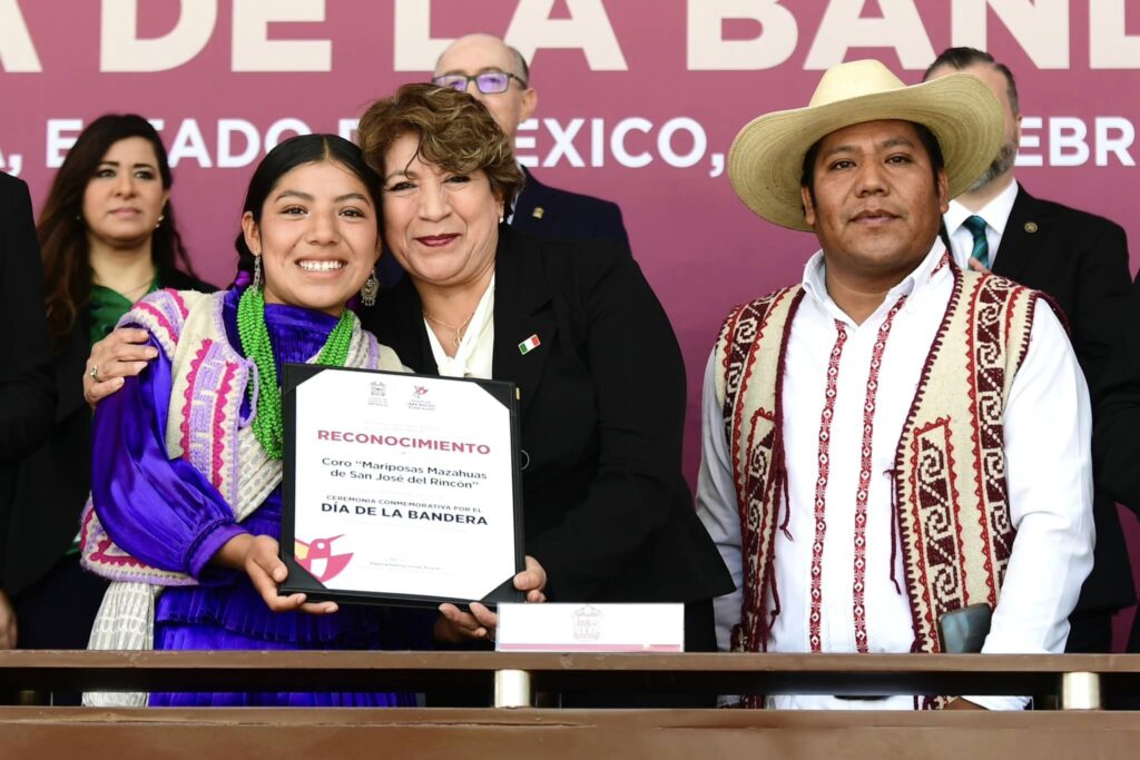 Encabeza la Gobernadora Delfina Gómez la Ceremonia Conmemorativa por el Día de la Bandera