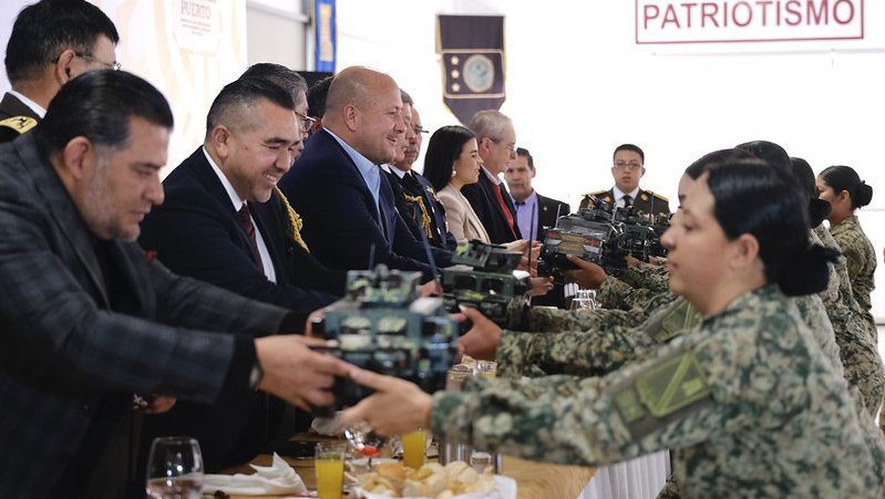 Conmemora Enrique Alfaro 111 Aniversario del Día del Ejército Mexicano