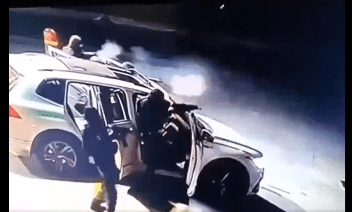 Grupo de sicarios dispara contra policías municipales de Ensenada