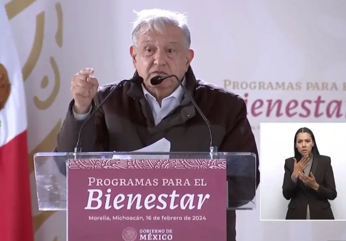 “Apoyo popular evitó que fuera desaforado”: AMLO