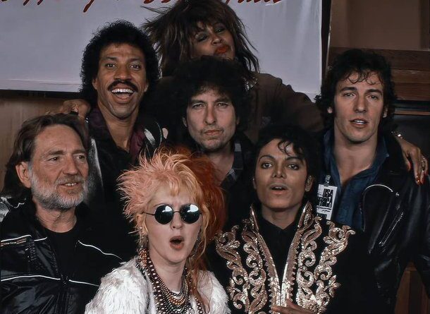 Deja tu ego en la entrada. ( WE ARE THE WORLD )