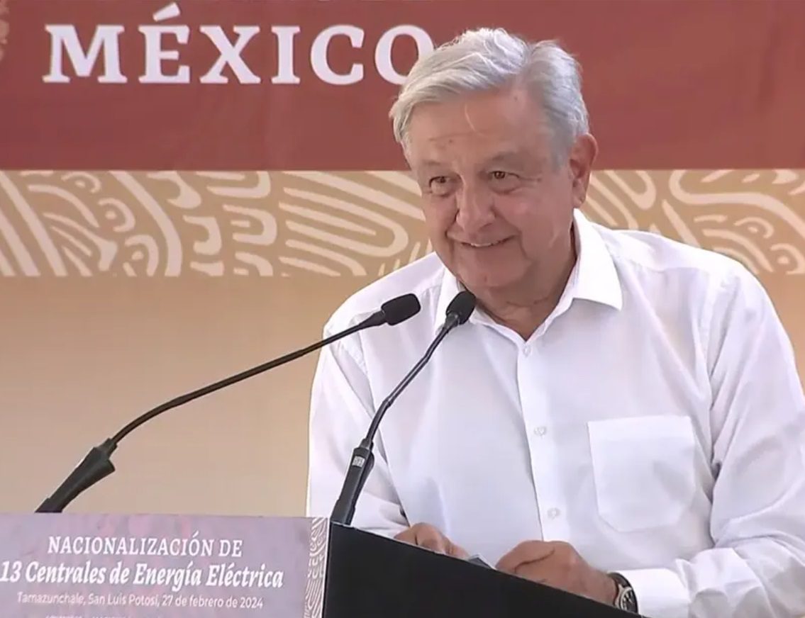 López Obrador nacionaliza 13 centrales eléctricas