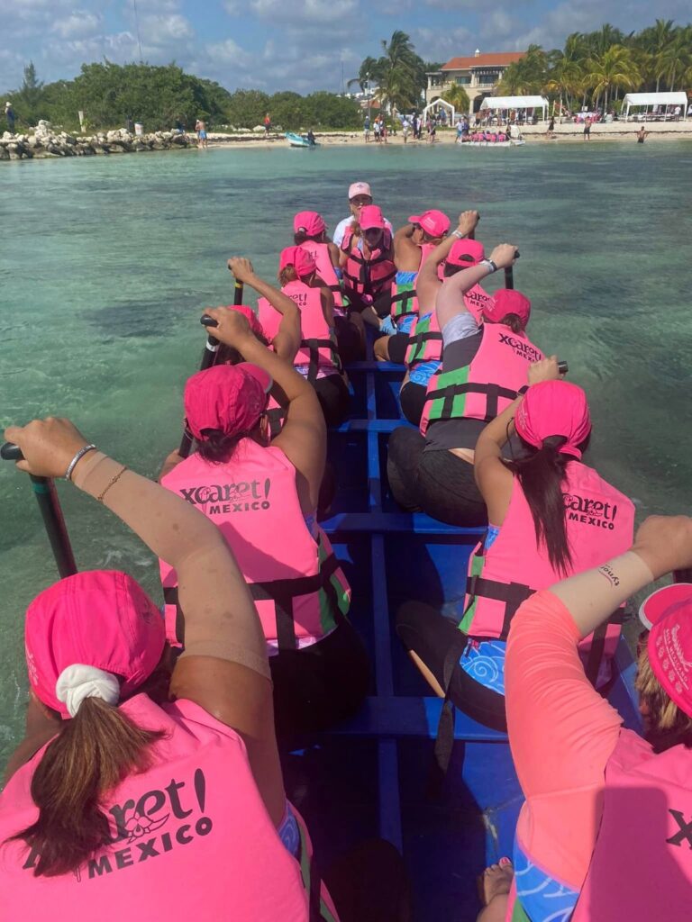 Mujeres sobrevivientes de cáncer de mama protagonizan el Festival Rosa Mexicano
