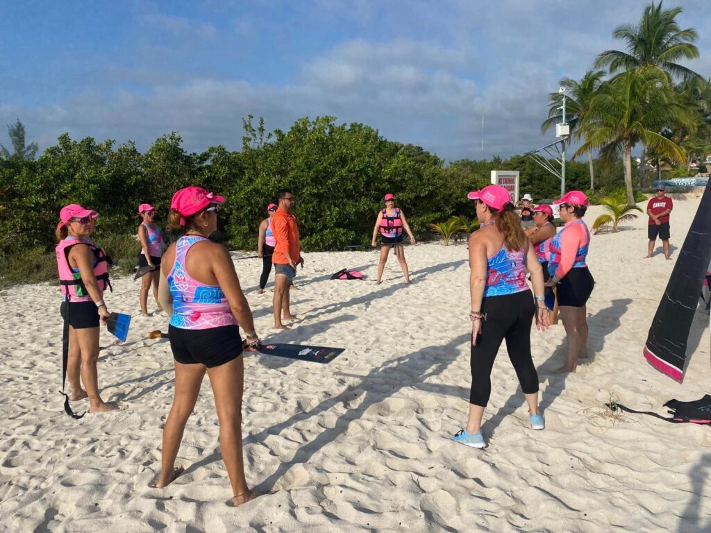 Mujeres sobrevivientes de cáncer de mama protagonizan el Festival Rosa Mexicano