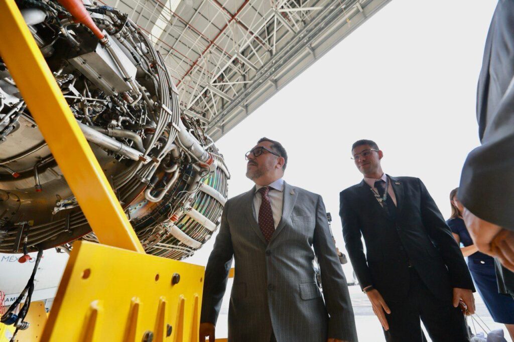 Aeroméxico y Mapfre donan motor al Instituto Politécnico Nacional