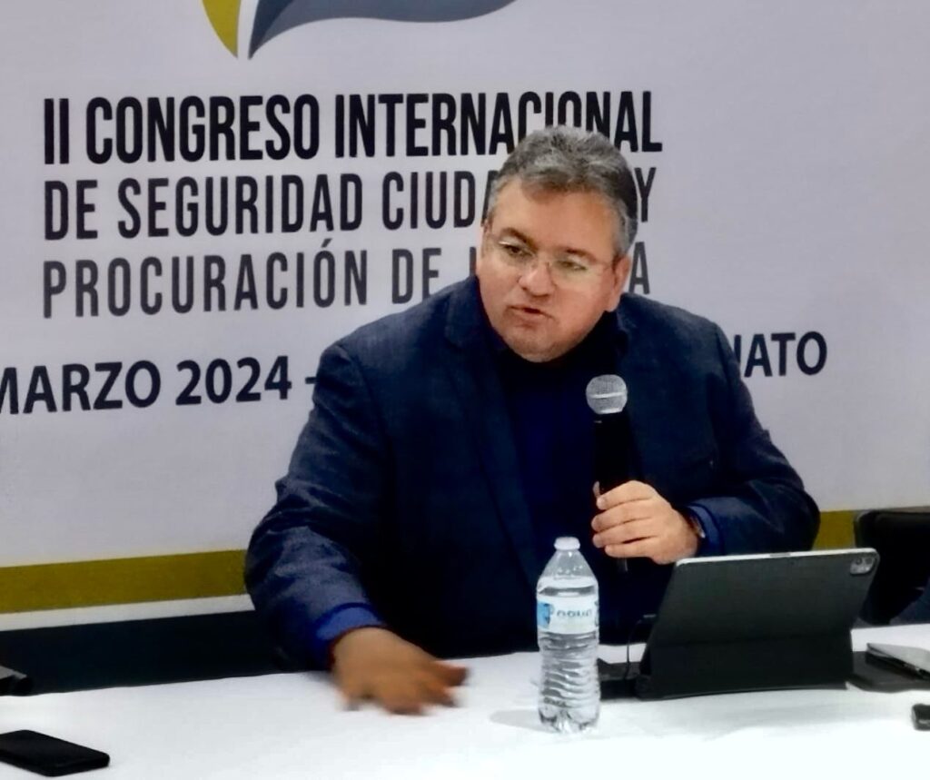 Presenta Alberto Capella el II Congreso Internacional de Seguridad Ciudadana y Procuración de Justicia en León, Guanajuato