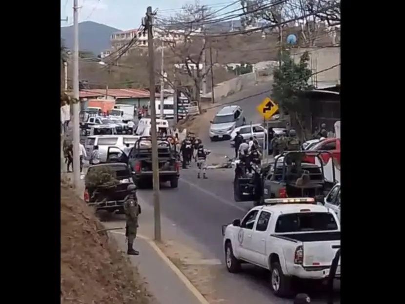 Balean la camioneta del alcalde de Taxco
