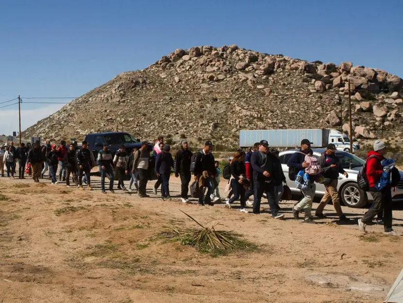 En Arizona, rancheros podrán matar a migrantes que entren a su propiedad