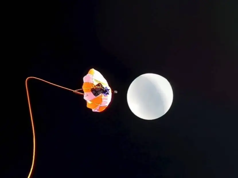 Un celular es lanzado a la estratósfera y toma una foto de la galaxia