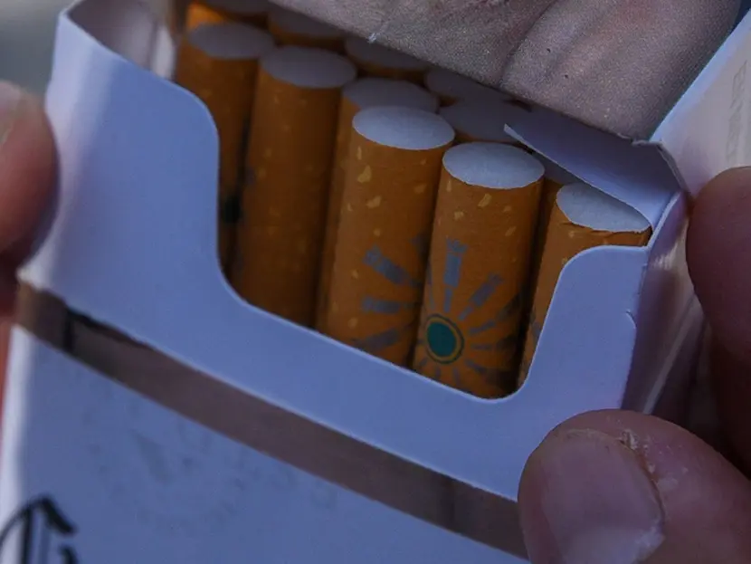 Como parte de plan antitabaquismo, proponen que cajetilla de cigarros cueste 221 pesos