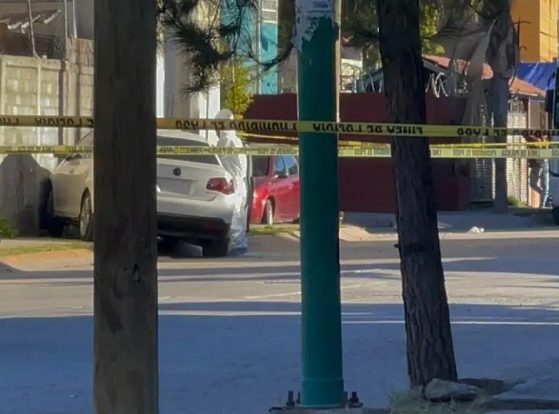 Mamá policía y su hija de 8 años acribilladas camino a la escuela