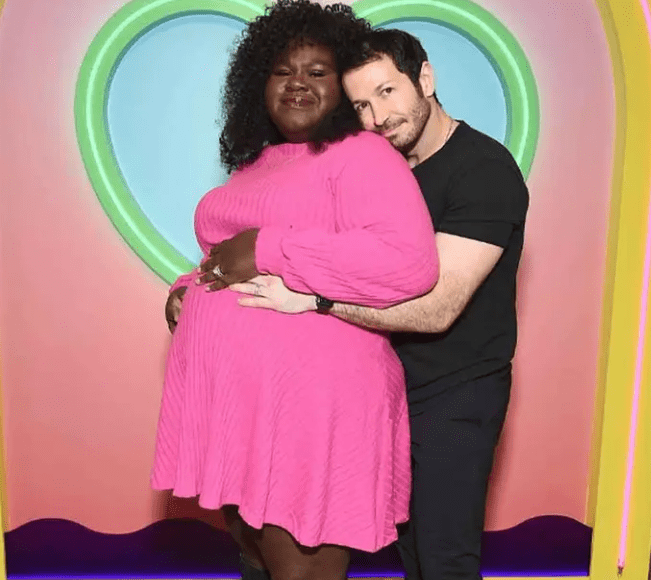 Actriz de Precious anuncia embarazo de gemelos