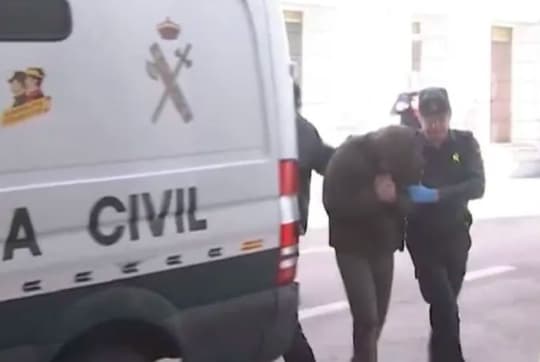 Sacerdote y su pareja son arrestados por  tráfico de sustancias