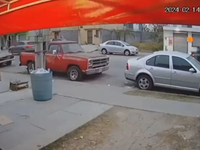 Viejito es atropellado y responsable huye