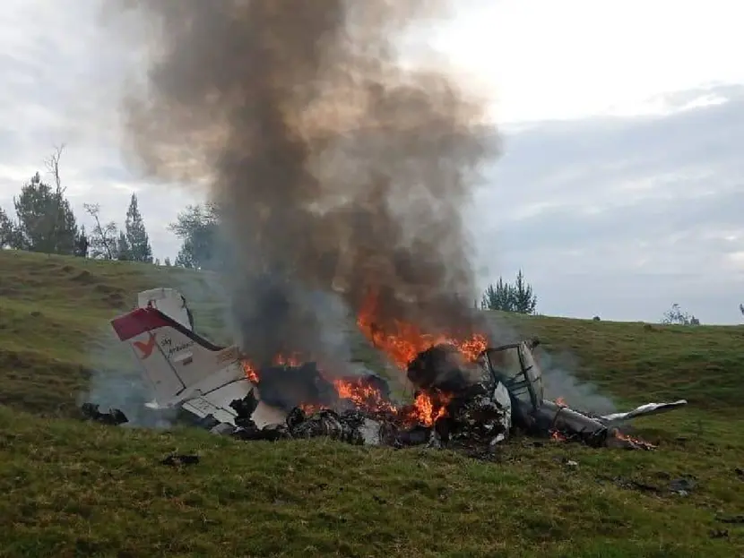 Se desploma avión ambulancia en Colombia