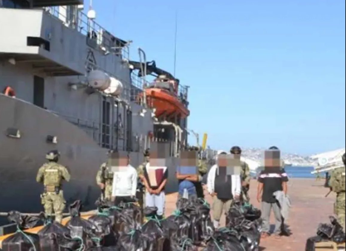 Semar incauta 3 toneladas de cocaína en alta mar frente a Guerrero