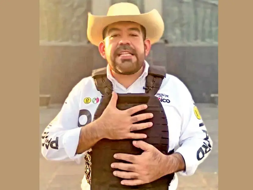 Candidato lanza campaña con chaleco antibalas