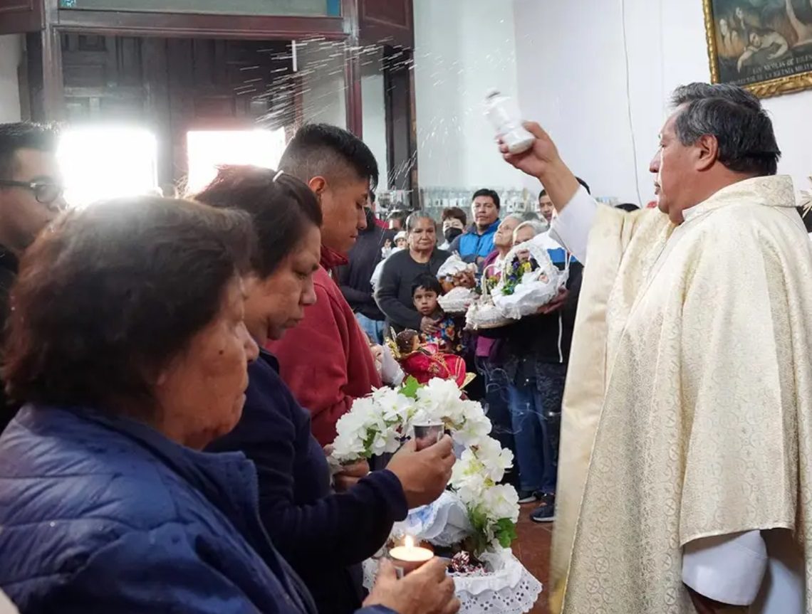 Este año, los sacerdotes deben tomar un curso para proteger a los niños