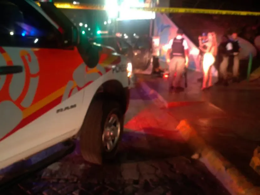 La fiesta termina en sangre, balean a pareja tras salir de antro