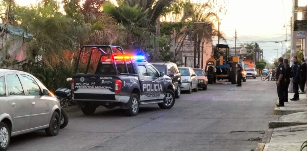 Balean a menores y un abuelito en salón de fiesta en Cuautla