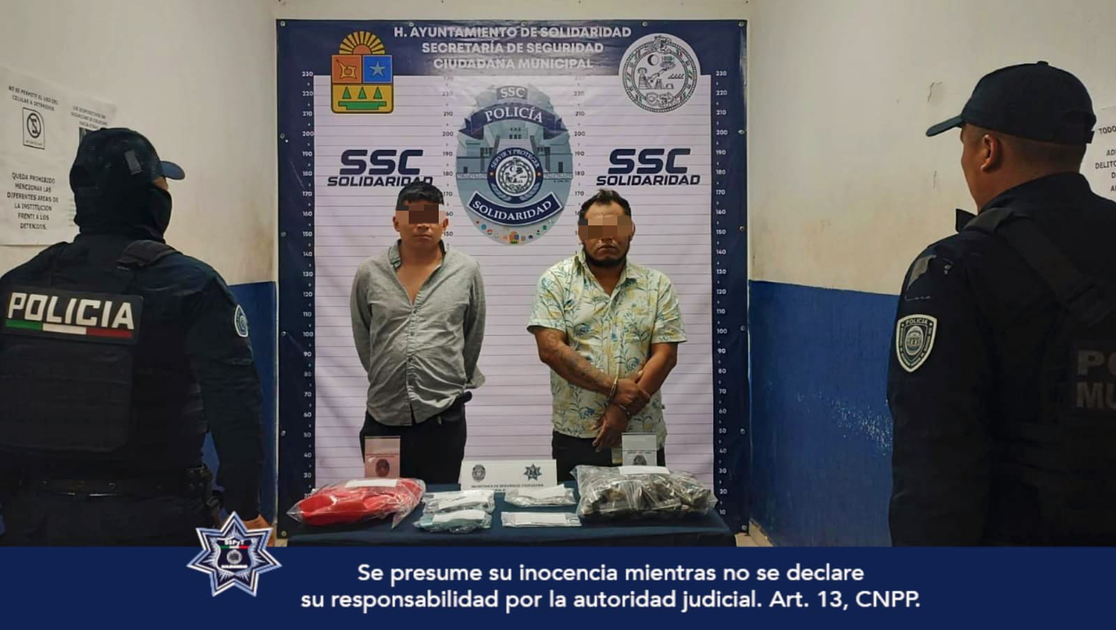 En Solidaridad, policías detienen a dos hombres con más de 70 dosis de droga