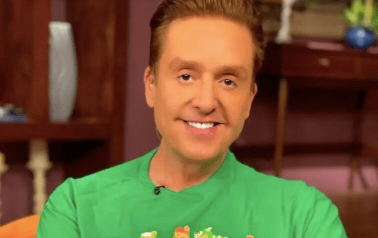 Daniel Bisogno reaparece en Ventaneando, tras un mes de estar internado