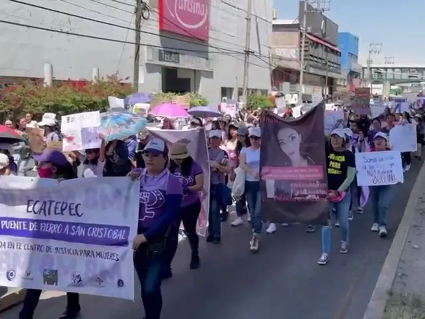 En Ecatepec, marchan feministas, aseguran que es zona peligrosa