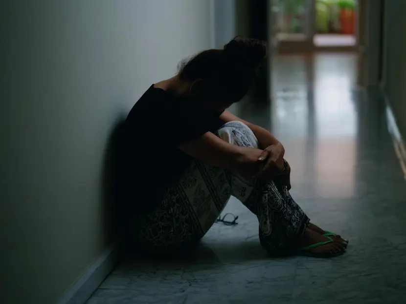 Detienen a hombre por filmar feminicidio