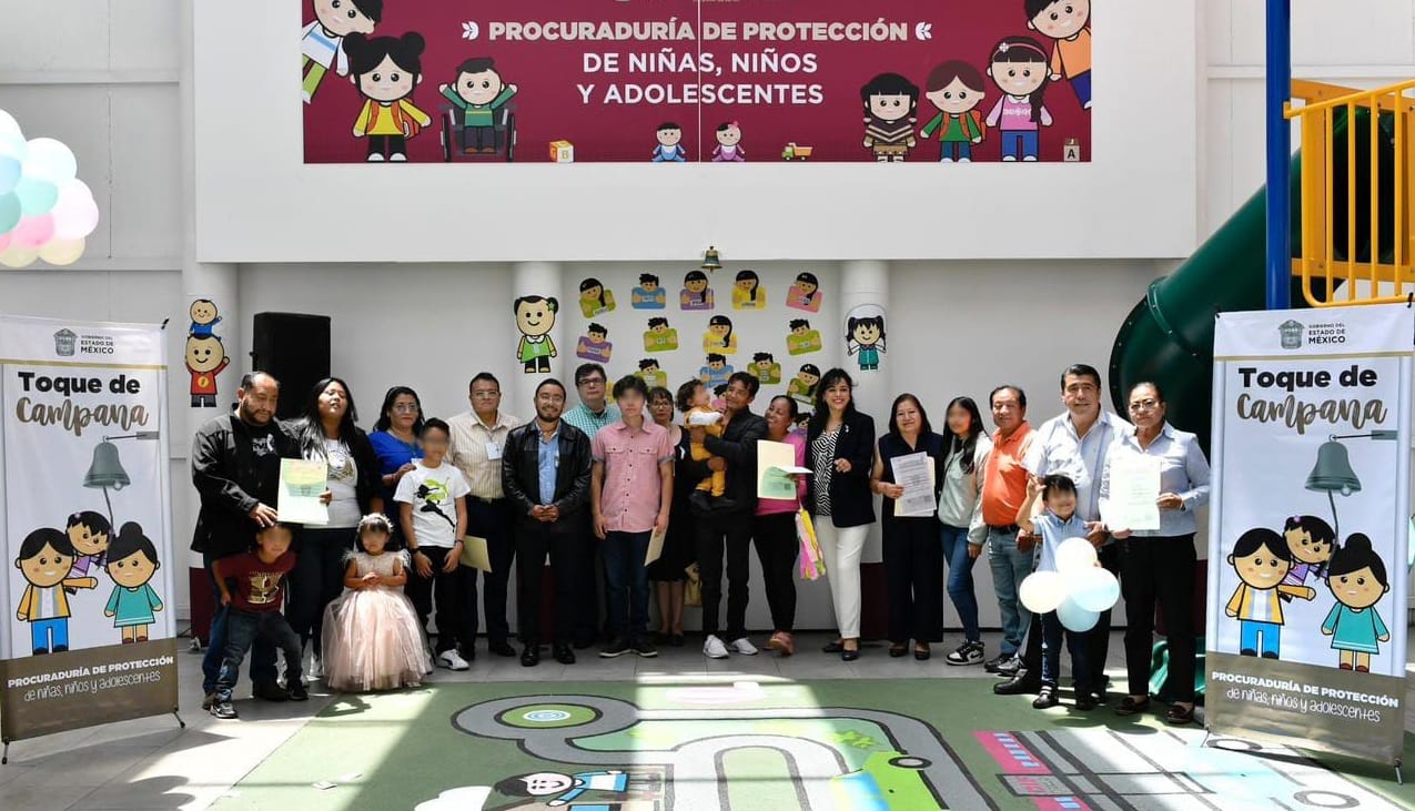 Conforma DIFEM a siete familias de corazón